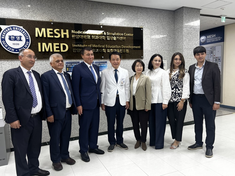 우주베키스탄 기묘대학교 총장단 임상술기센터 소개 및 견학 사진_5